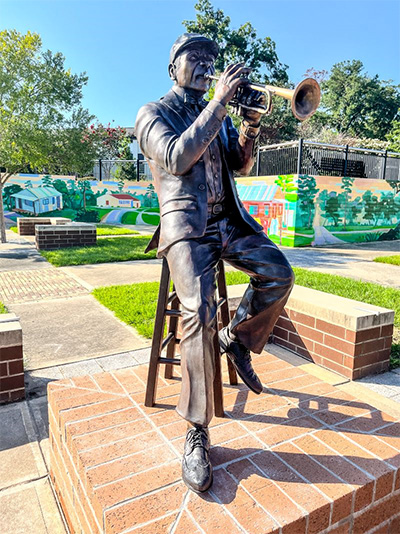 Jazz player sculpture